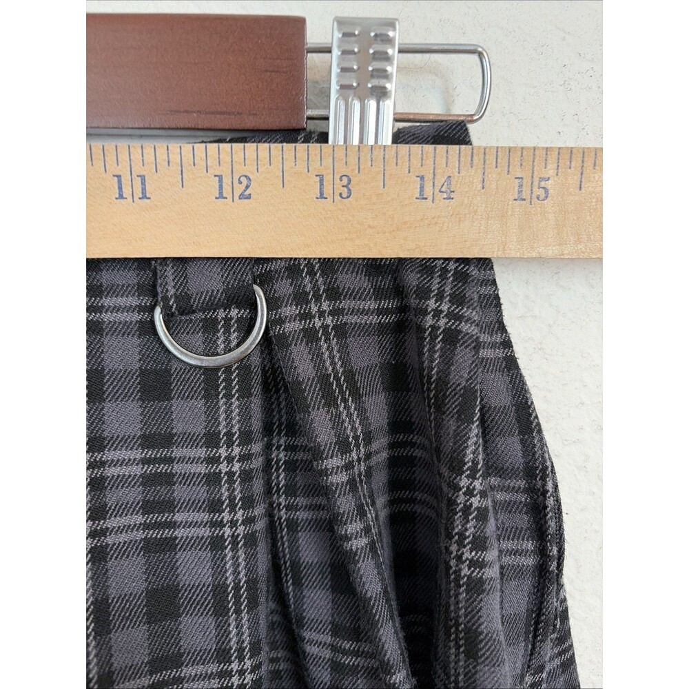 Hot Topic Women’s M GrayPlaid Pleated Short Skirt w/ Buckle Straps Grunge Goth - Picture 3 of 7